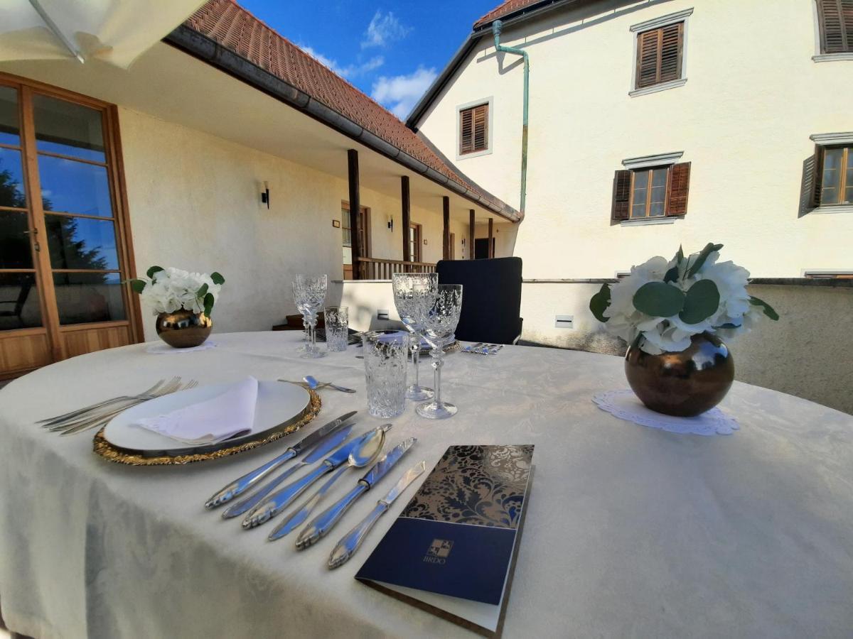 Grad Strmol Villa Cerklje na Gorenjskem Bagian luar foto