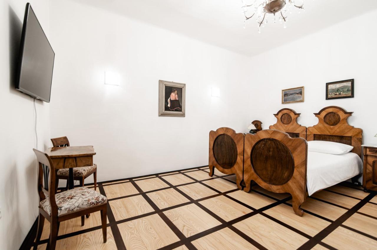 Grad Strmol Villa Cerklje na Gorenjskem Bagian luar foto